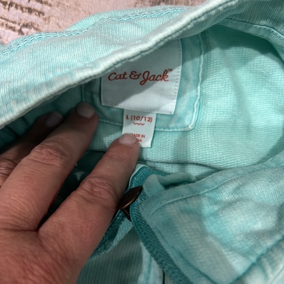 Cat & Jack Sweatsuit - Picture 3 of 8